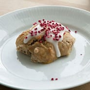 Boller med en sød chokolade overraskelse